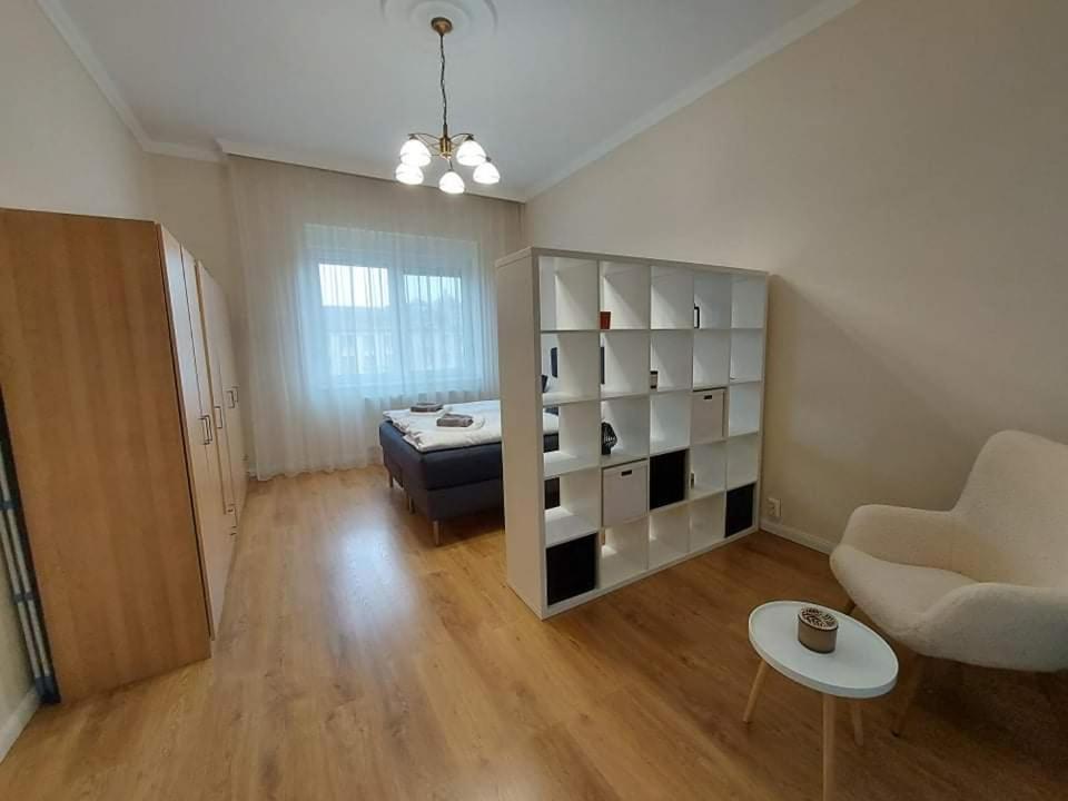 Alföldi Palace Apartman Debreţin Exterior foto