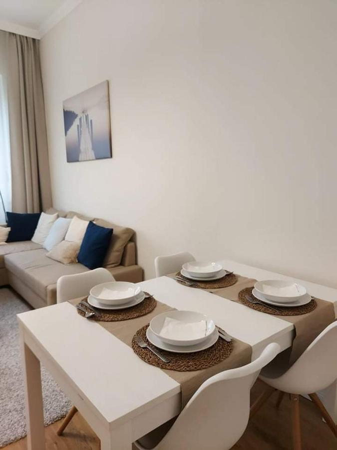 Alföldi Palace Apartman Debreţin Exterior foto