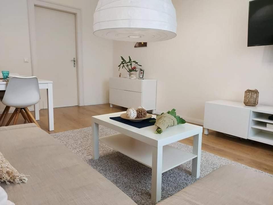 Alföldi Palace Apartman Debreţin Exterior foto
