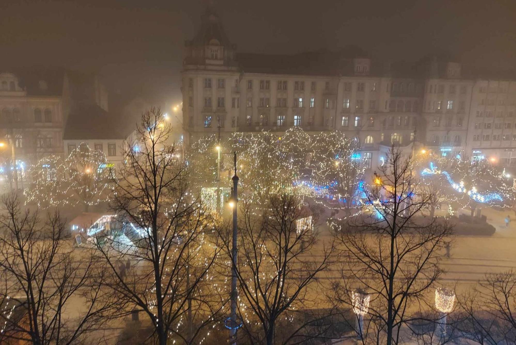 Alföldi Palace Apartman Debreţin Exterior foto
