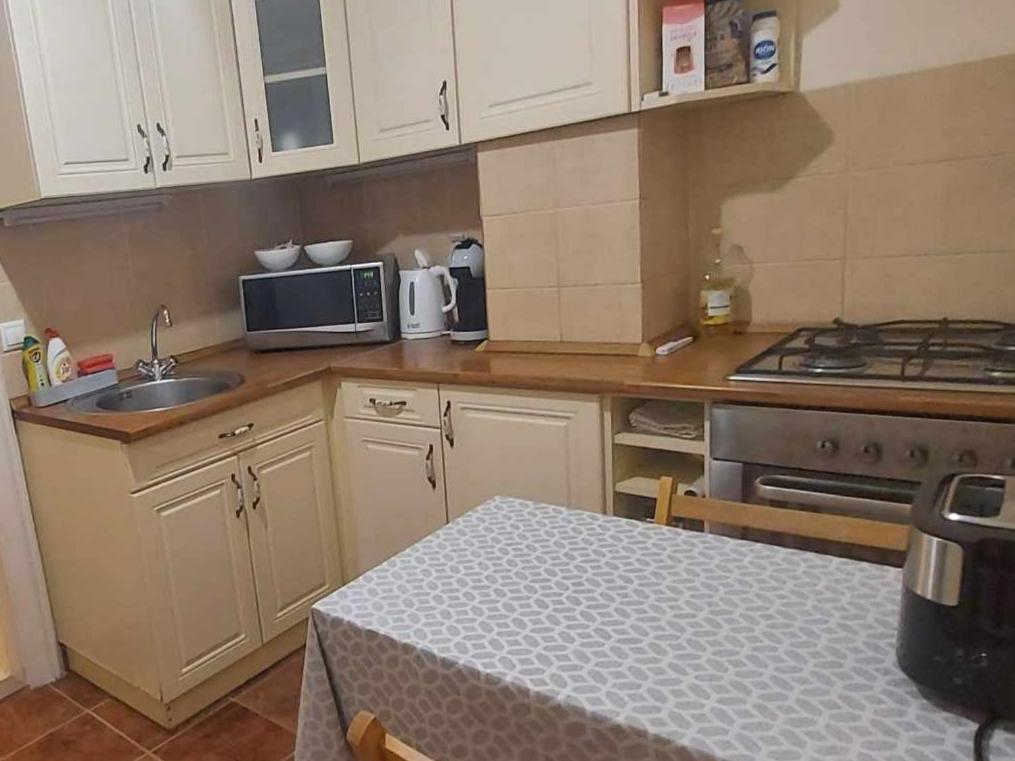 Alföldi Palace Apartman Debreţin Exterior foto