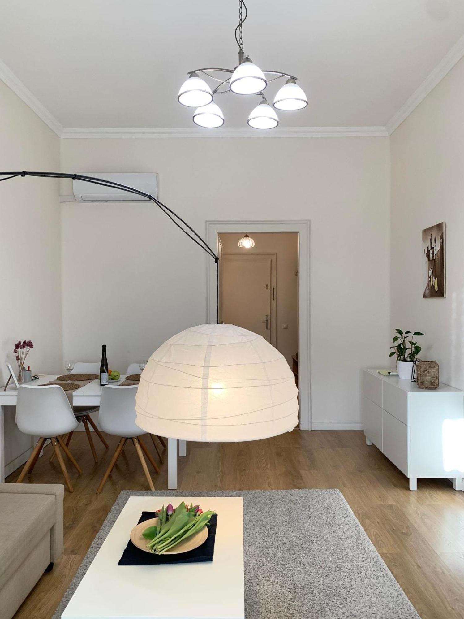 Alföldi Palace Apartman Debreţin Exterior foto